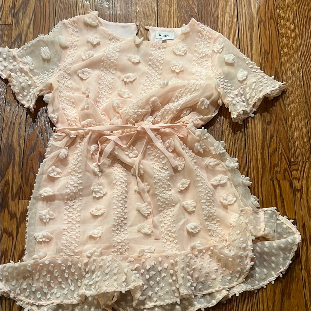 Beautiful Pink/Peach Textured Dress